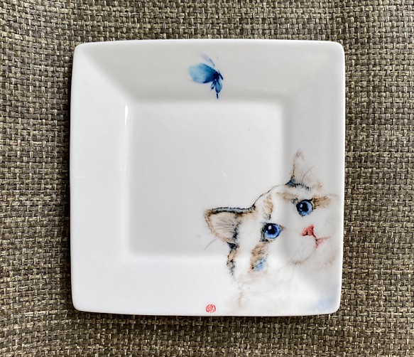 手繪6吋釉下五彩瓷方盤。布偶貓、金吉拉、虎斑貓 第1張的照片