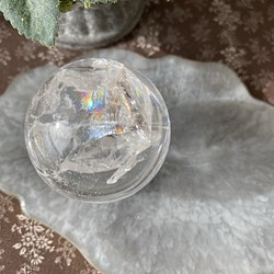レインボー　レムリアンシードクォーツ スフィア 4A+++ レインボー入り 38mm/ 家のお守り 水晶 丸玉 天然石 1枚目の画像