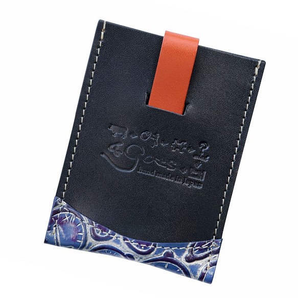 【ヌメ革 定期入れ 】引っ張るレザーカードケース 定期ポケット付き クアトロガッツ ダリネイビー 1枚目の画像