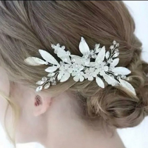 ヘッドドレス ウェディング 結婚式 ブライダル ヘアアクセサリー シルバー ウェディングアクセサリー ヘアアクセサリー 奈々 通販 Creema クリーマ ハンドメイド 手作り クラフト作品の販売サイト