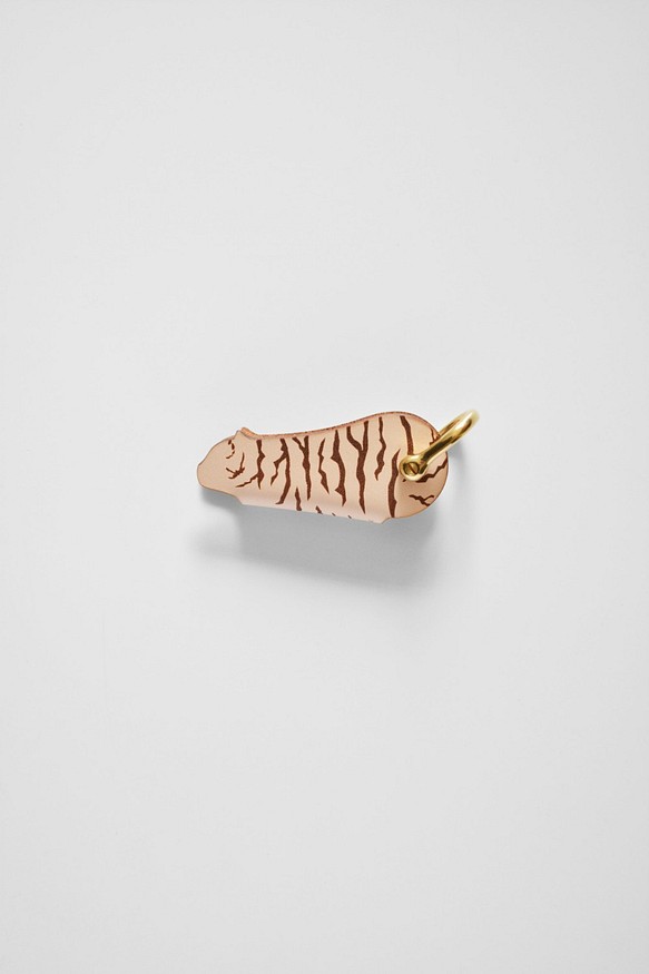 2022年限定 トラ柄 CHOTTO TORA キーケース 本革 レザー 真鍮 虎 寅年 [猫所] 1枚目の画像