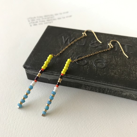 Earrings - Indian 1 beads & chain 1枚目の画像
