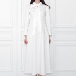 ホワイトコットンリボンロングドレス 1枚目の画像