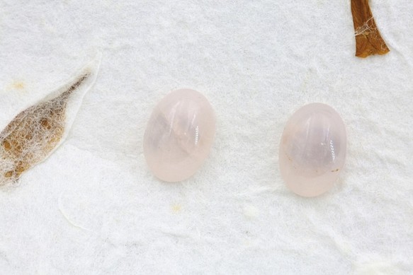 ❰Yumi Vintage❱ 天然石 粉晶 粉水晶 簡約古典耳釘 耳環 第1張的照片