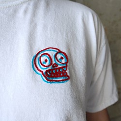 3D Crazy Skull チェーンステッチビンテージスタイルTシャツ【ホワイト】 1枚目の画像