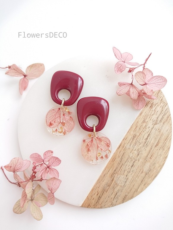 KOROKORO鮮花繡球花和霞草[耳環/零件可以更改]天鵝絨玫瑰 第1張的照片