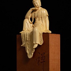 自在観音 仏像立像 木彫仏像 精密細工 禅意 仏教工芸品