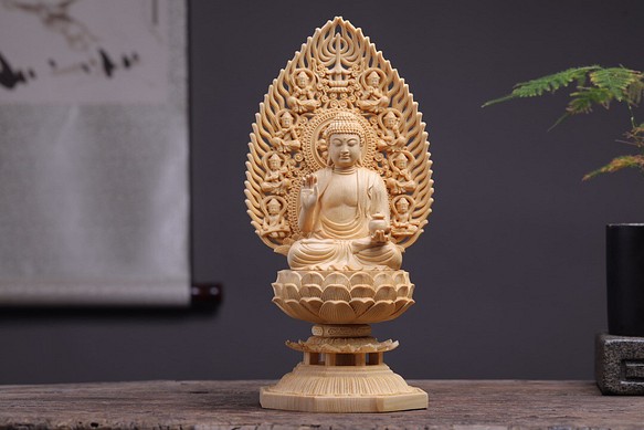 薬師如来座像 木彫仏像 彫刻 桧木材 供養品 災難除去 仏教美術品