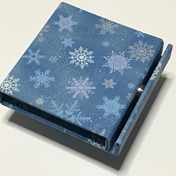 ブック型ライト-シェルライト／クリスマスモデル／雪の結晶 1枚目の画像