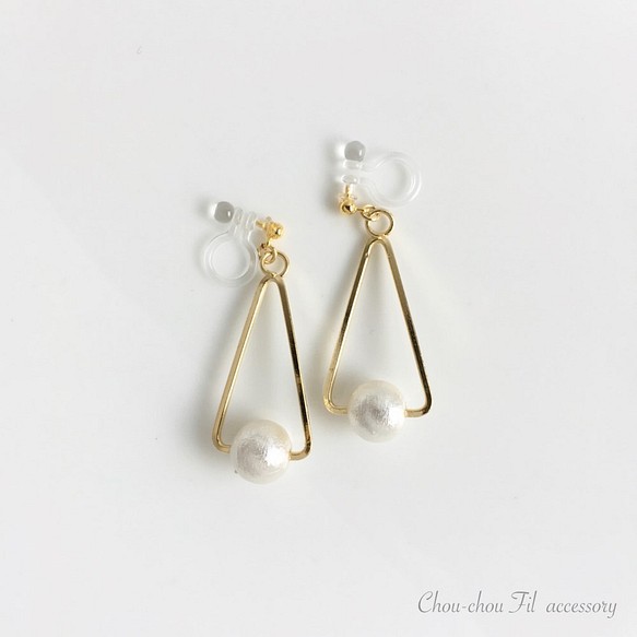 pearl&triangle hoop earring 第1張的照片