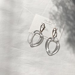 metal&clear W ring earring 1枚目の画像