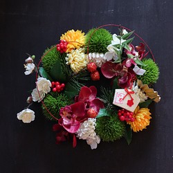 苔とお花のもこもこお正月テーブルアレンジ/リース 1枚目の画像