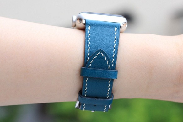 高級革使用Apple Watch レザーベルト　腕時計ベルト　バンド　B5　総手縫い製作 1枚目の画像