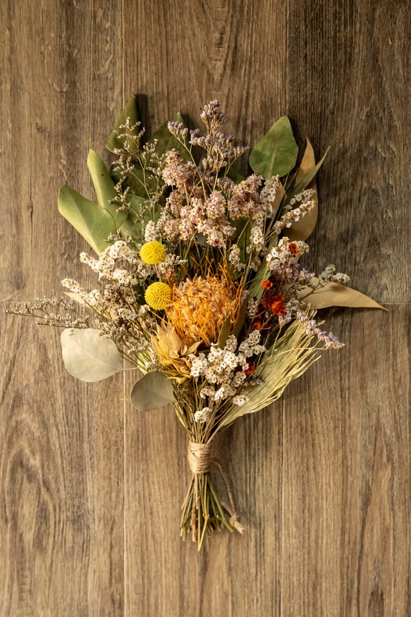 ピンクッションとHBスターチスのさわやかスワッグ・花束 スワッグ