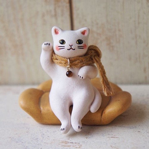 Creema限定【陶器の座る招き猫】白猫マフラー＆ソファーセット＊E