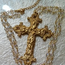 ✨十字架とアクアクリスタル✨ネックレス 1枚目の画像