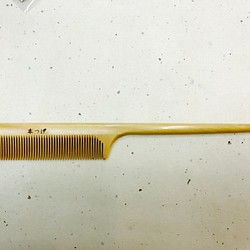 [椿油完成]黃楊木梳子套裝梳子（大） 第1張的照片