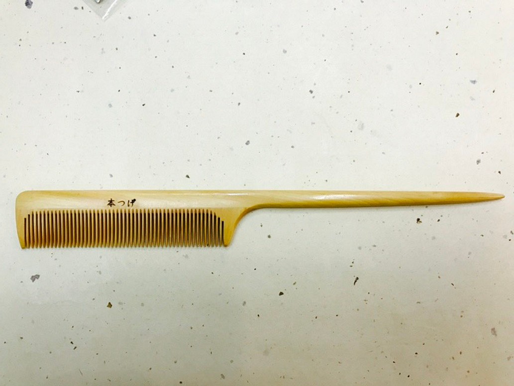 [椿油完成]黃楊木梳子套裝梳子（大） 第1張的照片