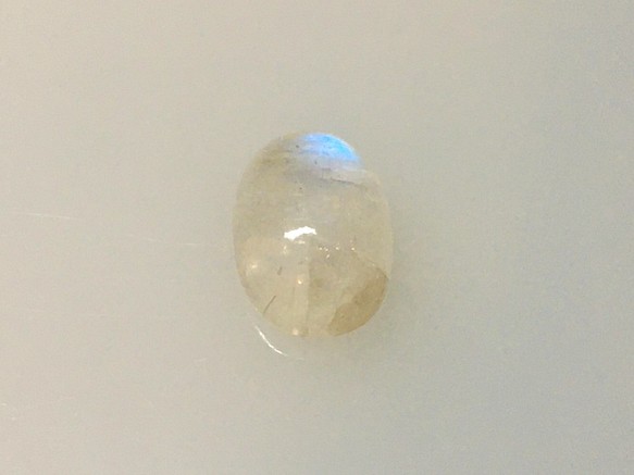 スリランカ産レインボームーンストーン6.5ct emmanuelfranca.com.br