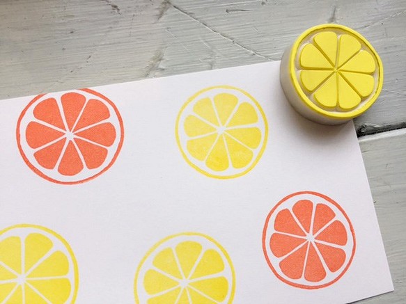 檸檬，有時候是橘子　橡皮章・印章 第1張的照片