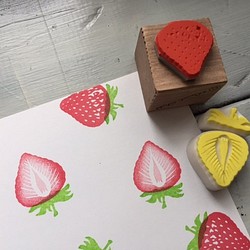 一粒草莓印章＆草莓多色橡皮章組 第1張的照片