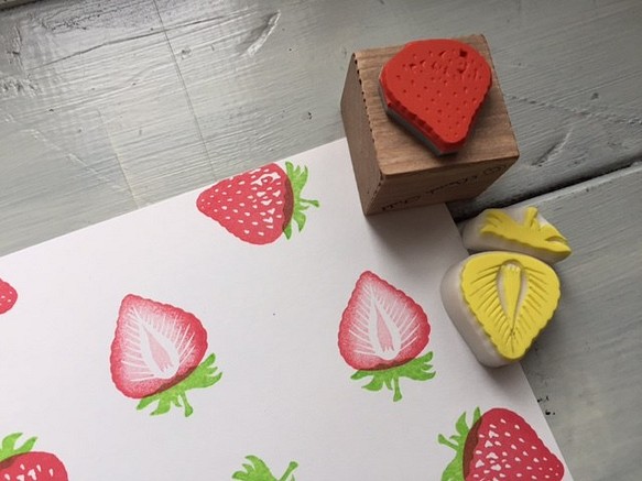 一粒草莓印章＆草莓多色橡皮章組 第1張的照片