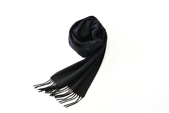 Oshuu編織100％羊絨圍巾（黑色） 第1張的照片