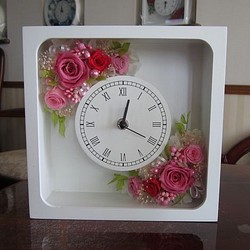 【プリザーブドフラワー】　花時計(正方形)  ピンク色　ウエディングの贈呈花 1枚目の画像