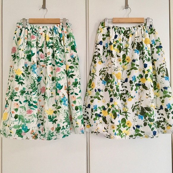 【特集掲載】ボタニカル柄スカート２枚セット 1枚目の画像