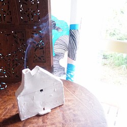 Sold 水色の家　蚊やり　土壁の家　蚊遣り　香炉　 1枚目の画像