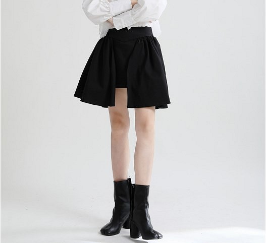 秋の女性の新しいラージラインAラインシャツスカート、ハイウエスト、スリムなデザイン 1枚目の画像