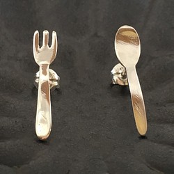 小叉子和勺子*小叉子和勺子銀耳釘* 第1張的照片