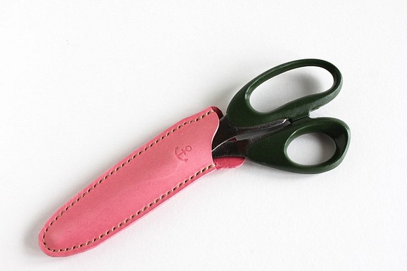 剪刀盒/圓潤的粉紅色剪刀 第1張的照片