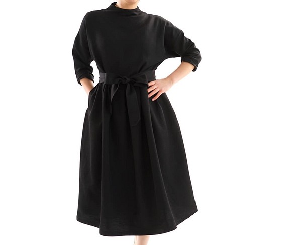 【再次上架8限量·材質試用】純棉亞麻連身裙·領口連衣裙·走廊/黑色a48-17 第1張的照片