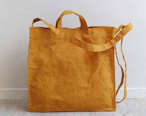 YUWAI TOTE light MUSTARD