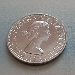 幸せのシックスペンス イギリス  ラッキー6ペンス 英国コイン  美品です 本物 19.5mm 2.8gram 1枚目の画像