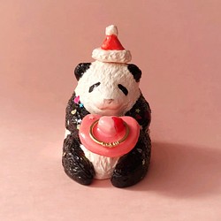 パンダの指輪置き【クリスマス限定サンタ帽子付き】 1枚目の画像