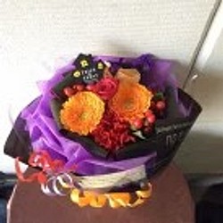 ハロウィン花束 店長おまかせハロウィン花束 Mサイズ その他インテリア雑貨 駅前花壇 通販 Creema クリーマ ハンドメイド 手作り クラフト作品の販売サイト