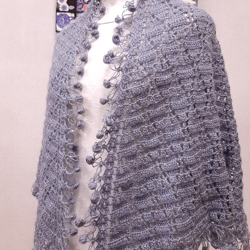 1000円オフ『アッシュブルーラメ』の世界でひとつの手編み肩掛け 