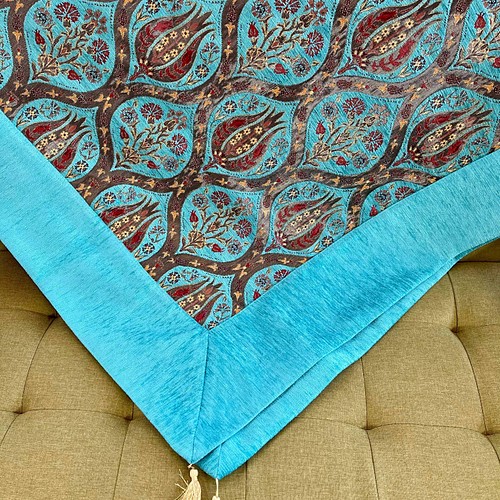 トルコ シュニール織チューリップ柄モロッコ風ターコイズブルーの 