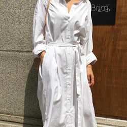 ♪秋 エレガント ホワイトロングシャツドレス   カーディガンロングスカート カジュアル 1枚目の画像