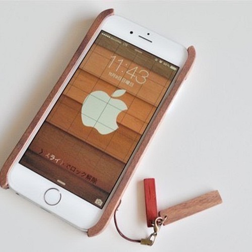Iphone 6 ウッドケース ウォールナット ストラップホール付 Iphone手機殼 Inoe Craft 的作品 Creemaー來自日本的手作 設計購物網站