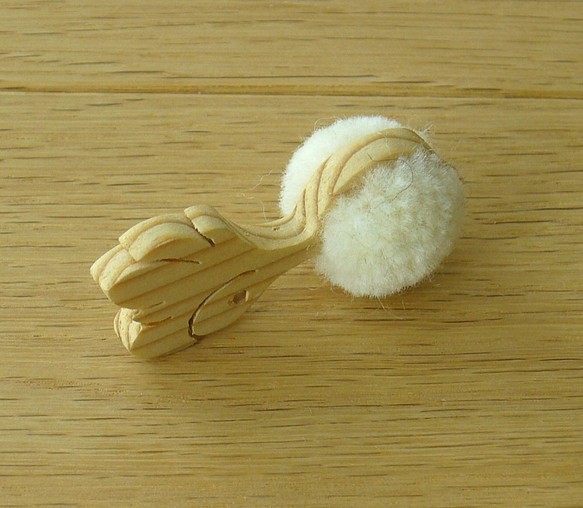 毛糸ボンボン　野菜　カブ 1枚目の画像