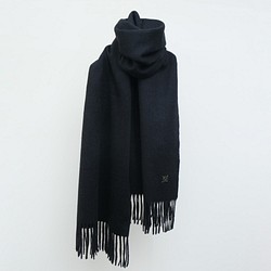 純羊毛素色圍巾 - 黑色 第1張的照片