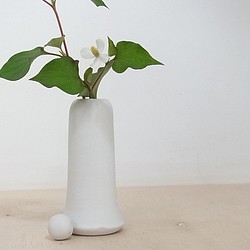 白色花瓶1 第1張的照片