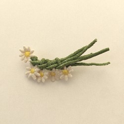 花かんむりブローチ(ひなぎく) 1枚目の画像