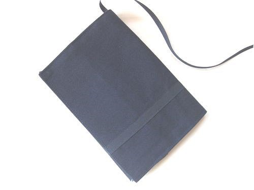 ブックカバー 　紺×紺ライン（一般サイズ・オーダーサイズ） 1枚目の画像