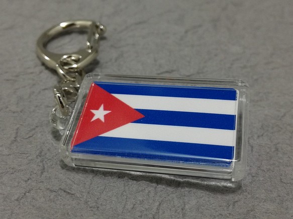 新品 キューバ キーホルダー 国旗 Cuba 小物 ファッション雑貨 なないろの虹 通販 Creema クリーマ ハンドメイド 手作り クラフト作品の販売サイト