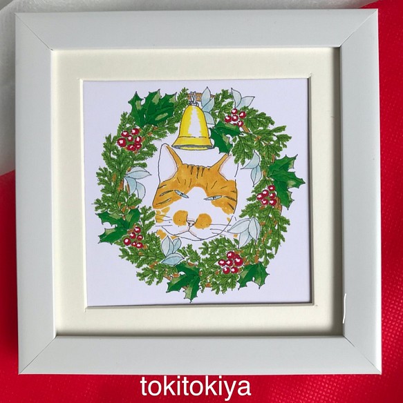 クリスマスイラスト　ぐれた茶トラとベルのクリスマスリースイラスト　14㎝角の額入り　ラッピング付き　送料無料 1枚目の画像