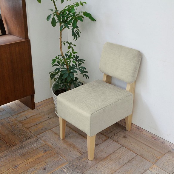 Standard LD chair（ NA × ホワイト UP611 ） 1枚目の画像